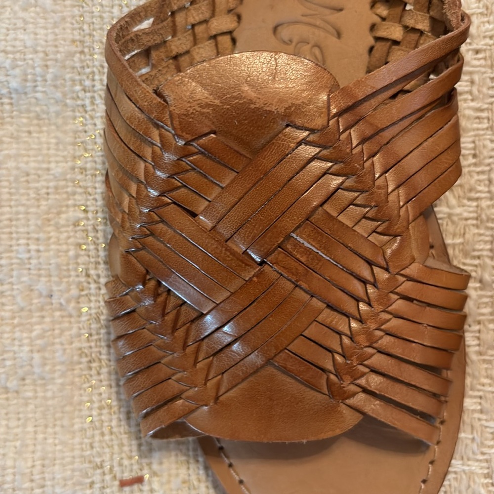 Flying monkey shoes - Picture 3 of 11